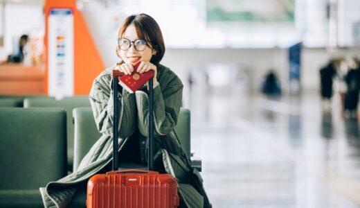 「Live out of a suitcase.」スーツケースから生活する？イディオム英語
